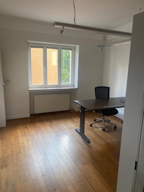 Bureau à louer à Luxembourg-Hollerich image 3